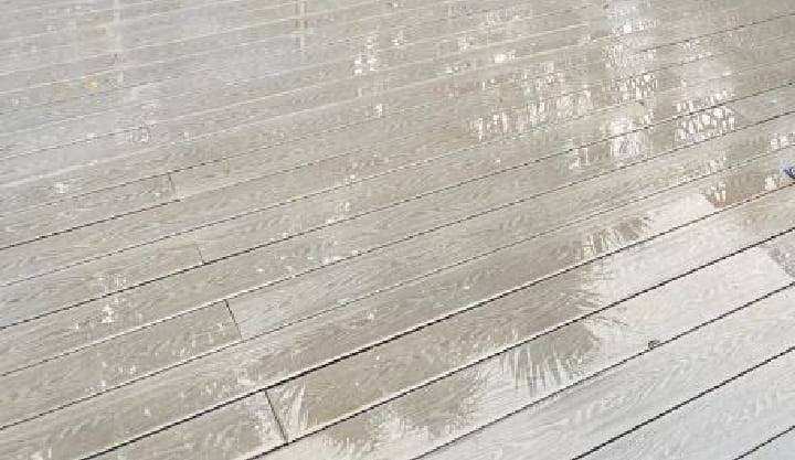 Photo of Composite Decking is Slippery, But There are a Few Exceptions